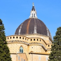Włoskie wspomnienia II: Sanktuarium Santa Casa, Czarna Madonna i szopki w Loreto